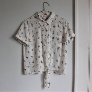 Women’s Size Small Tie Front Floral Shirt